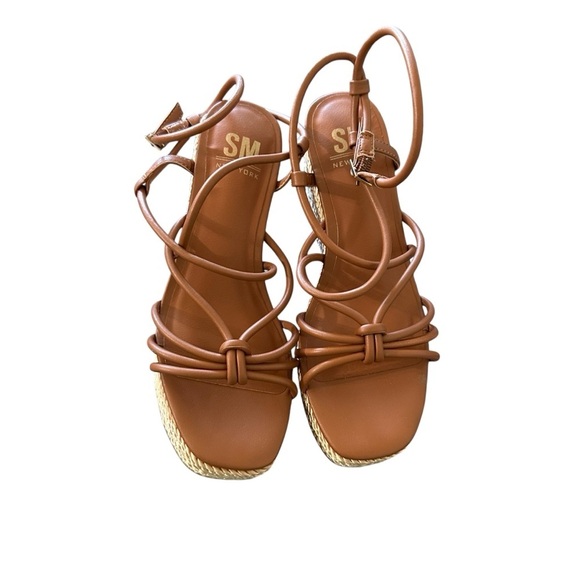 SM New York Women's Brown Strappy Sandals - Picture 1 of 4
